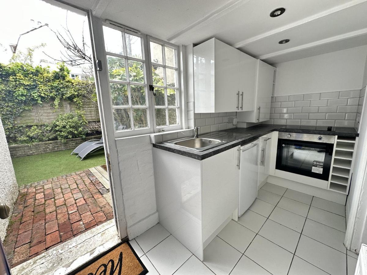 Amazing Apartment, Private Garden, Off Street Parking Brighton Exteriör bild