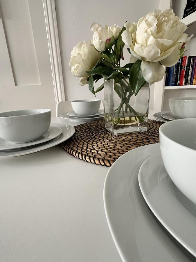Amazing Apartment, Private Garden, Off Street Parking Brighton Exteriör bild